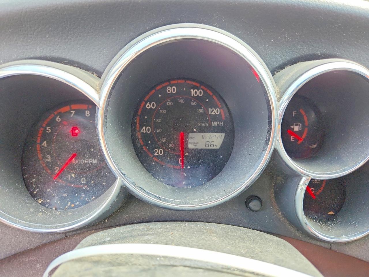 2008 Pontiac Vibe Silver vin: 5Y2SL65828Z422859