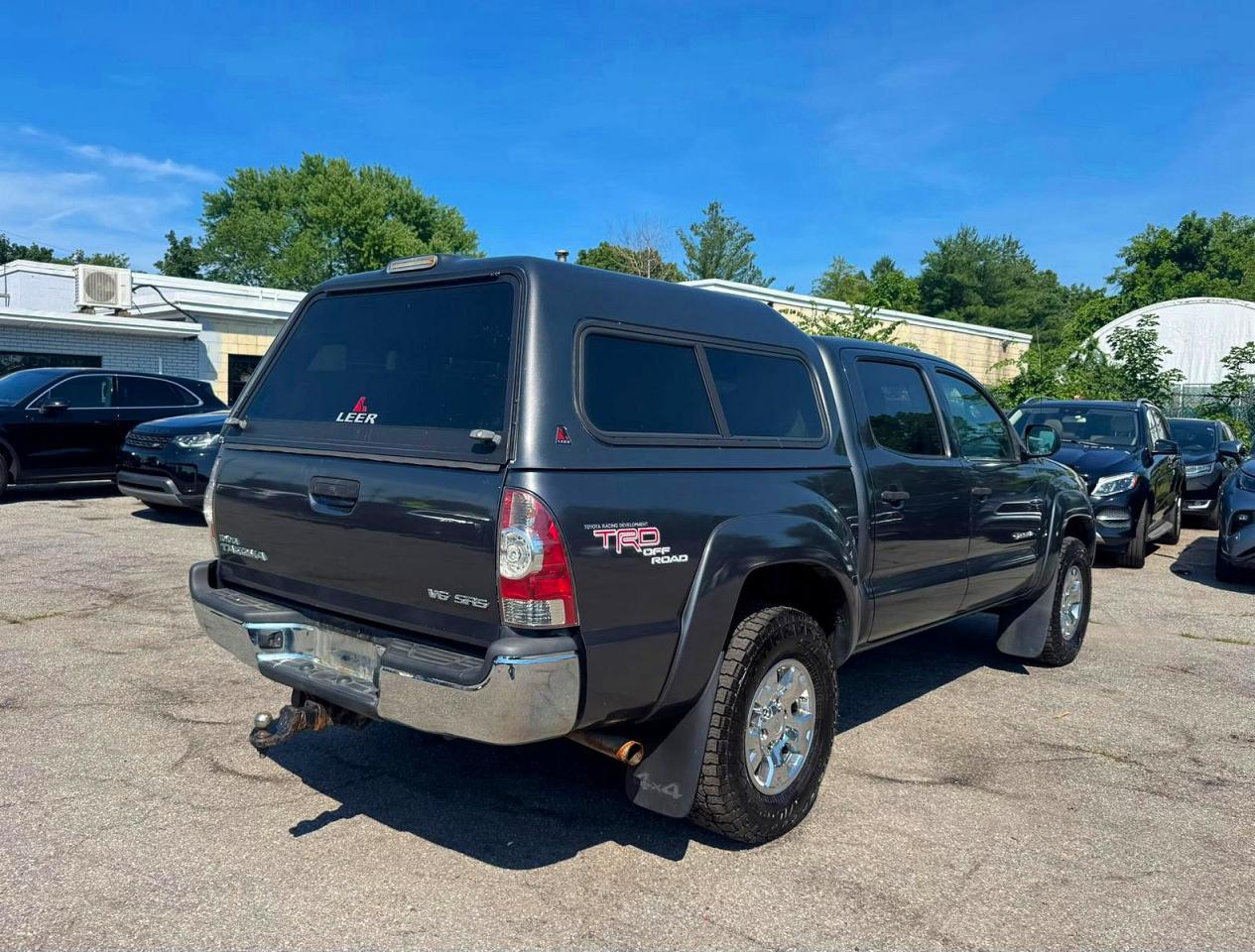 2010 Toyota Tacoma Double Cab Green vin: 3TMLU4EN9AM043389