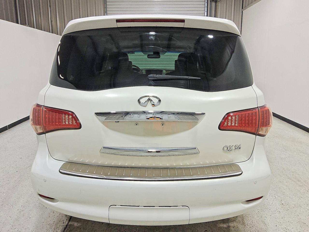 2012 Infiniti Qx56 Base White vin: JN8AZ2NE2C9023374