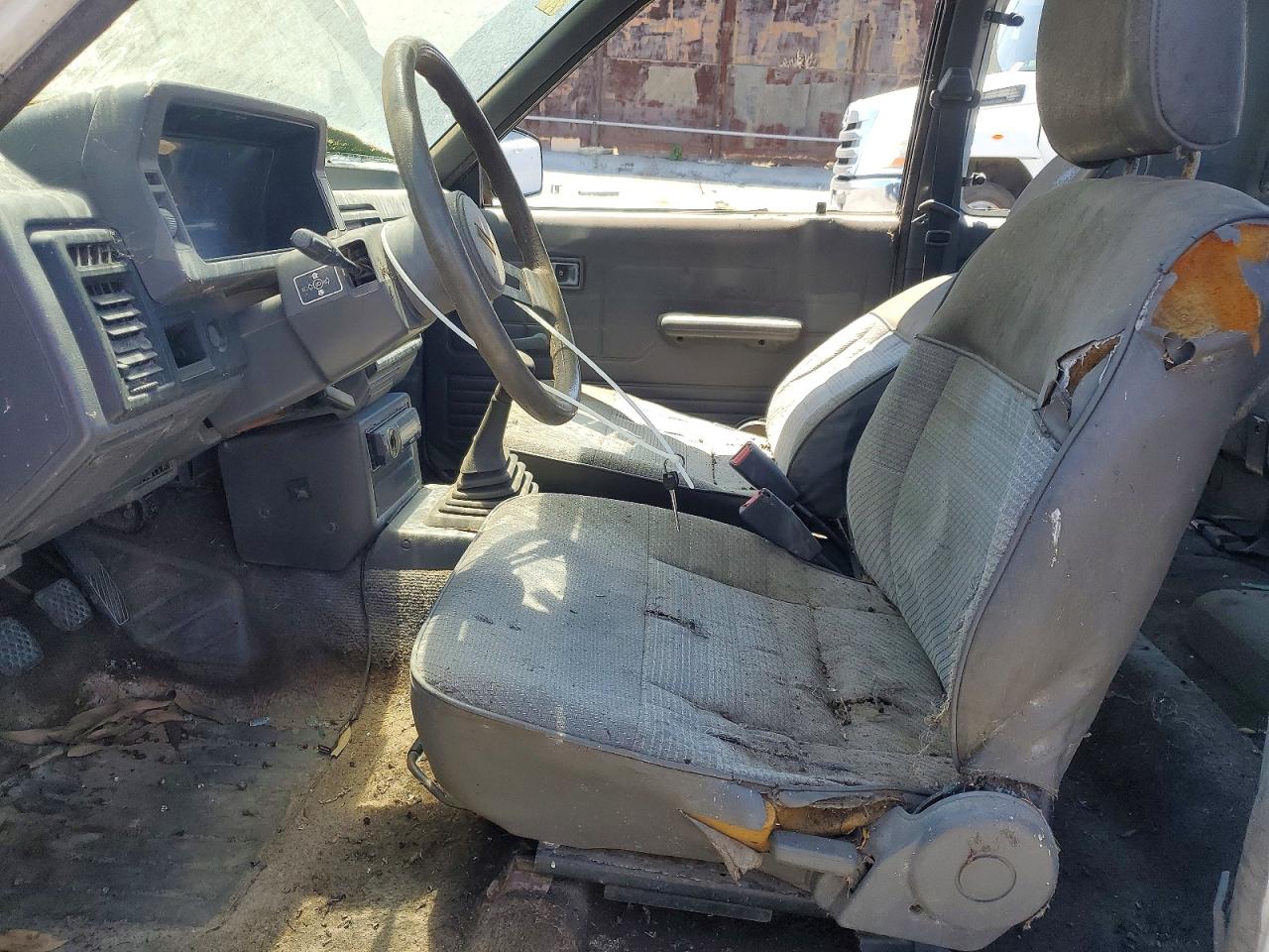 1991 Mazda B2600 Cab Plus White vin: JM2UF3146M0156368