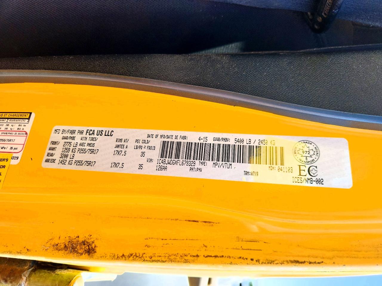 2015 Jeep Wrangler Unlimited Sport Yellow vin: 1C4BJWDGXFL679329