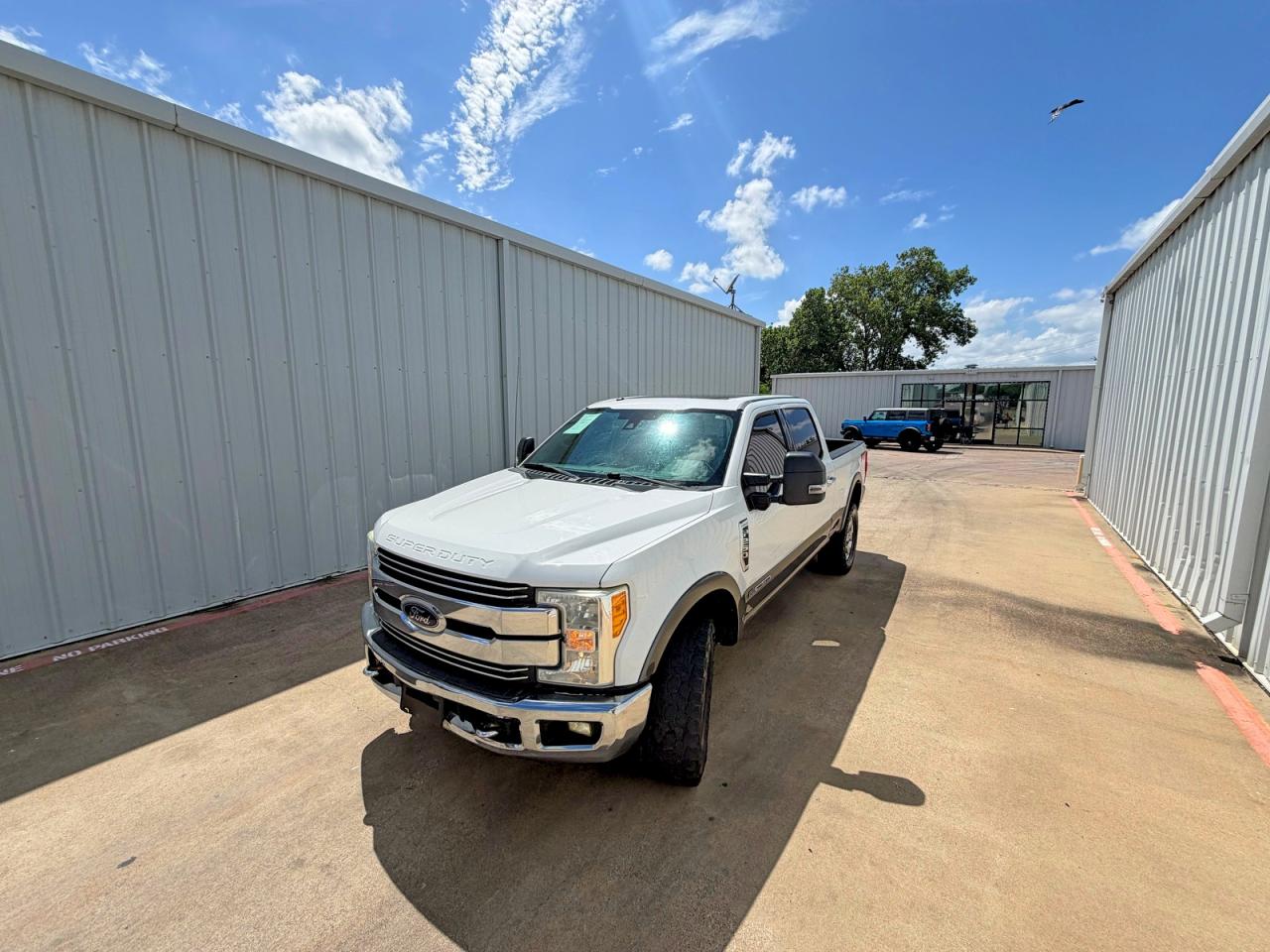 2017 Ford F250 Super Duty White vin: 1FT7W2BT0HEB94950