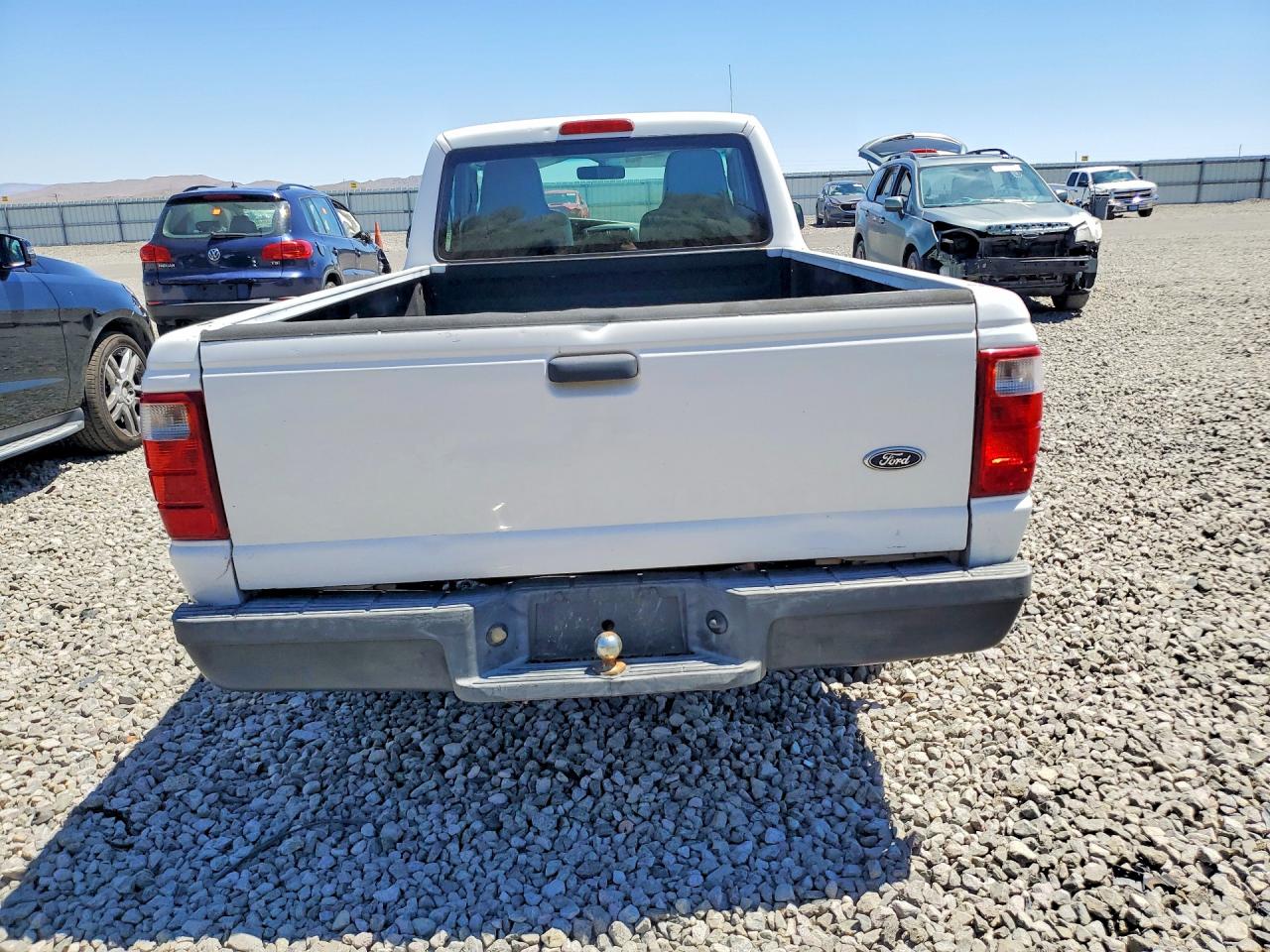 2005 Ford Ranger White vin: 1FTYR10U55PA54426