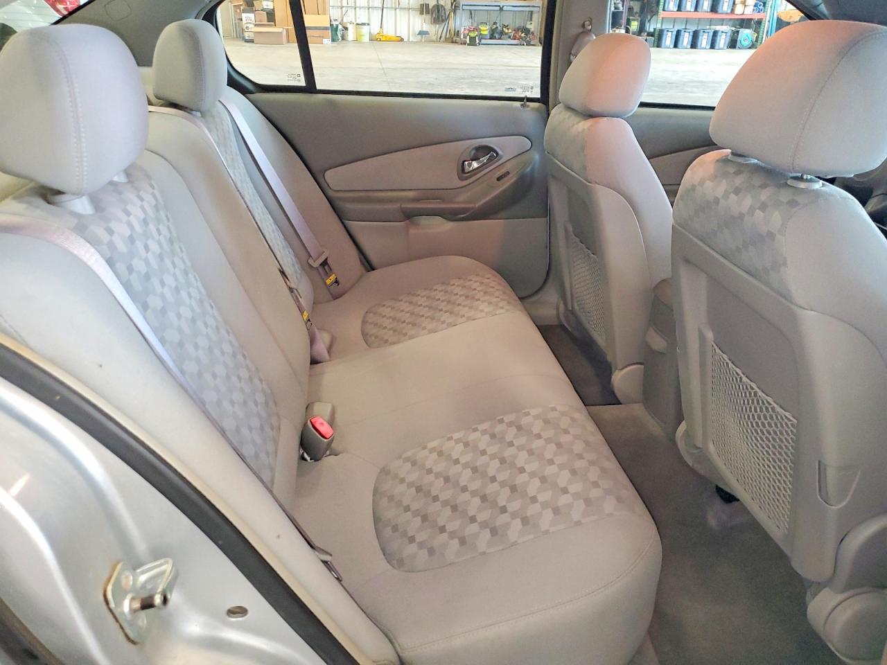 2005 Chevrolet Malibu Ls Серебряный vin: 1G1ZT52885F220496
