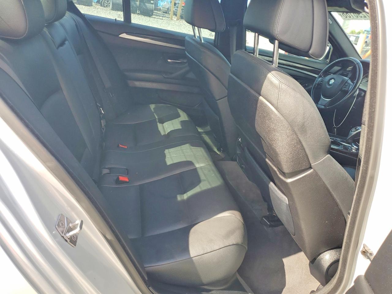 2012 Bmw 550 Xi Silver vin: WBAFU9C59CC786987