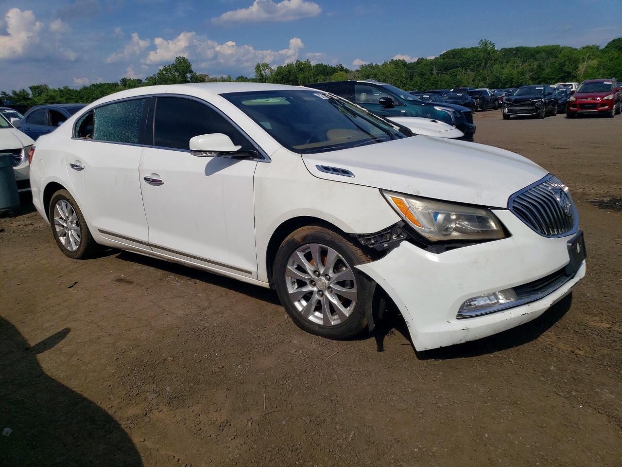 2014 Buick Lacrosse White vin: 1G4GB5GR9EF103413