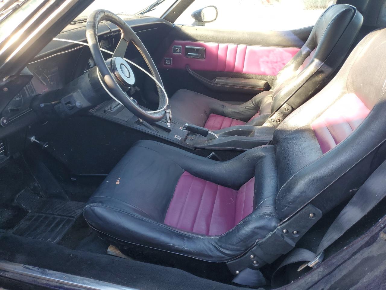 1986 Chevrolet Corvette Purple vin: M10017A235X051986