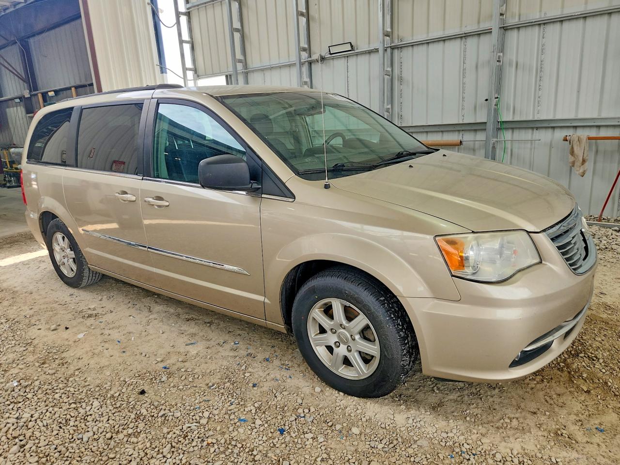 2012 Chrysler Town & Country Touring Бежевый vin: 2C4RC1BG2CR313575