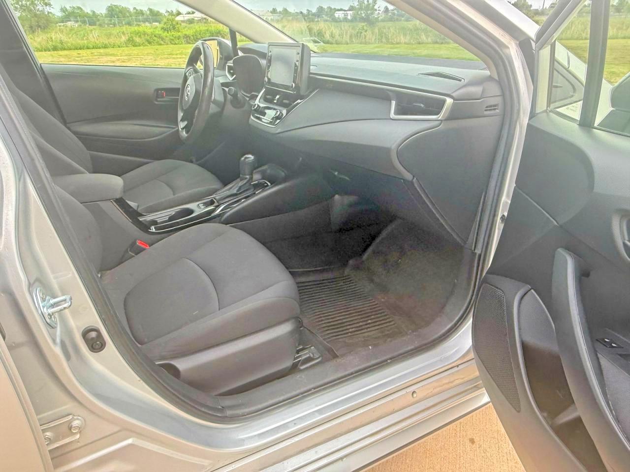 2022 Toyota Corolla Hybrid Le Серебряный vin: JTDEAMDE3N3008597