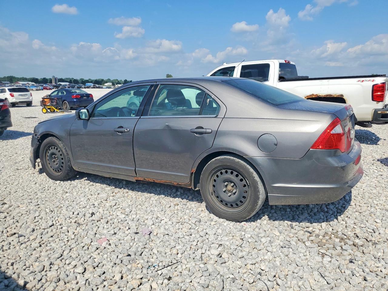 2011 Ford Fusion Se Beige vin: 3FAHP0HA0BR113452