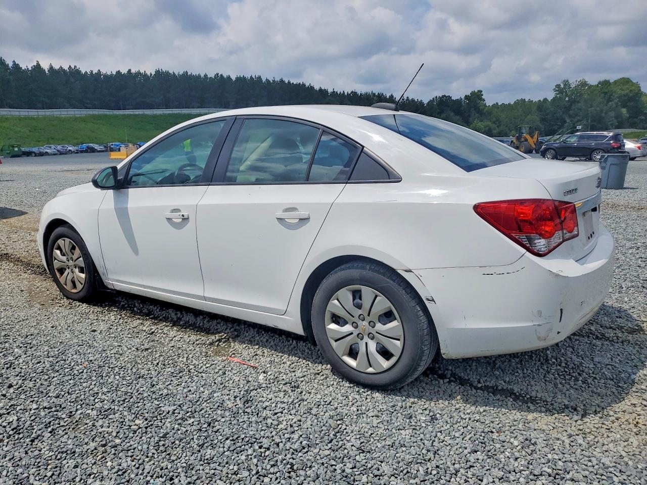 2015 Chevrolet Cruze Ls White vin: 1G1PA5SH7F7292525