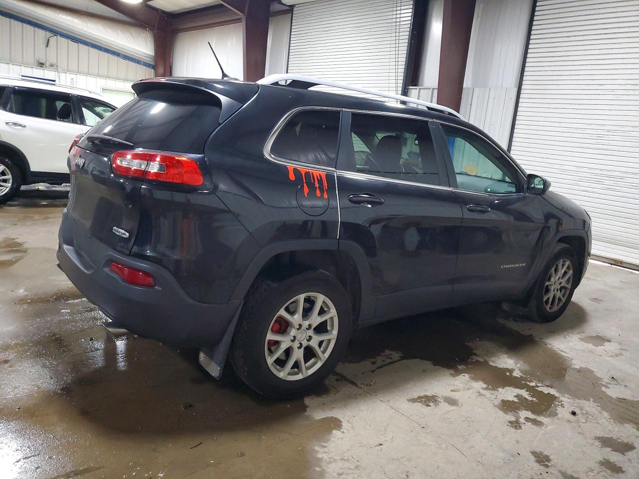 2014 Jeep Cherokee Latitude Черный vin: 1C4PJMCS3EW142704