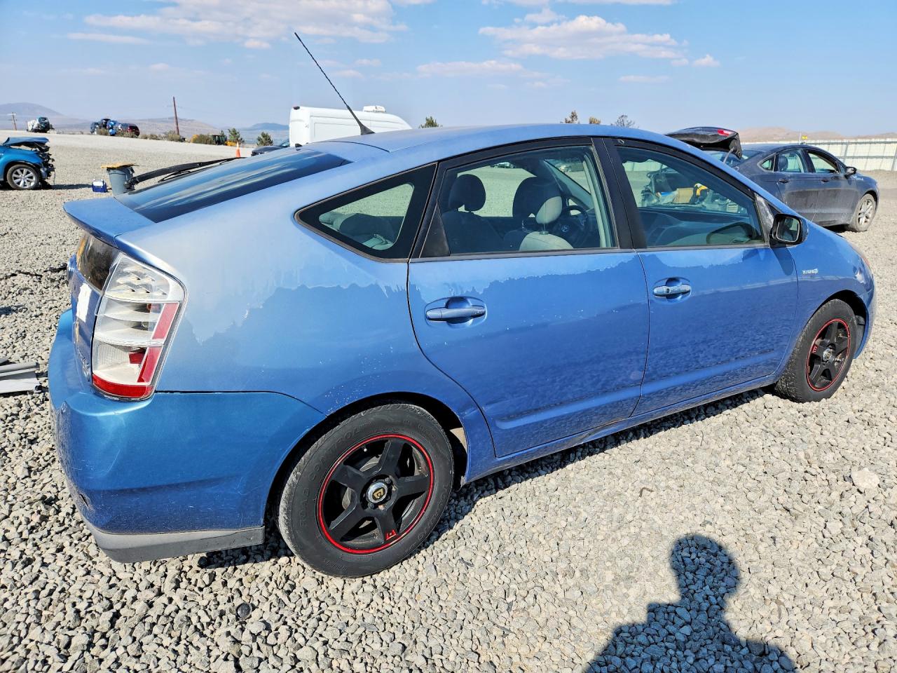 2007 Toyota Prius Base Blue vin: JTDKB20U877624759