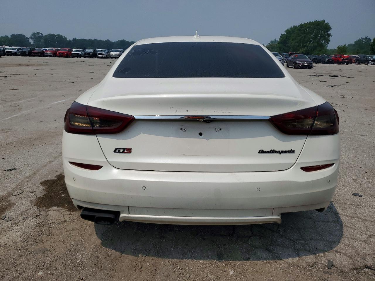 2015 Maserati Quattroporte Gts White vin: ZAM56PPA1F1142013
