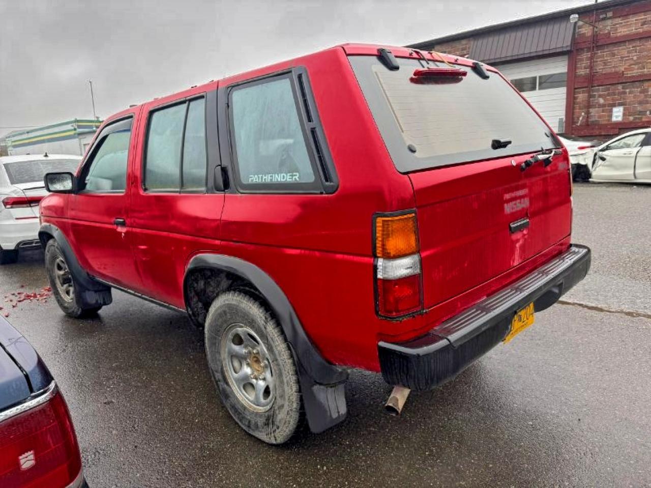 1995 Nissan Pathfinder Le Red vin: JN8HD17Y5SW086483