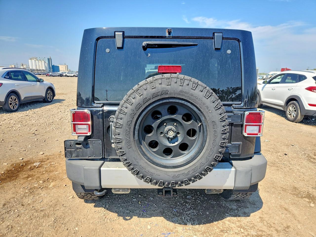 2013 Jeep Wrangler Unlimited Sahara Black vin: 1C4BJWEG2DL549704