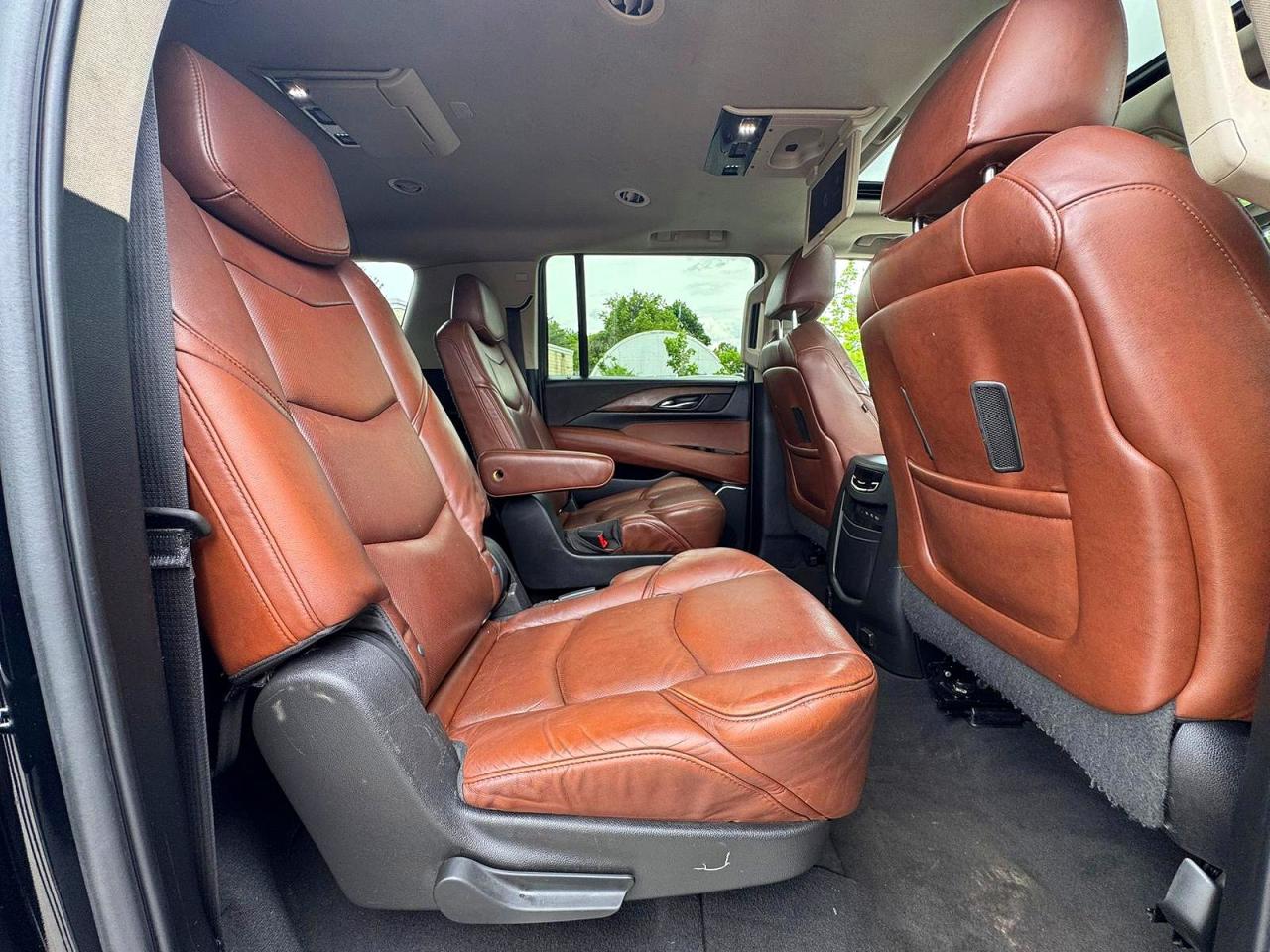 2019 Cadillac Escalade Esv Premium Luxury Черный vin: 1GYS4JKJ4KR316437