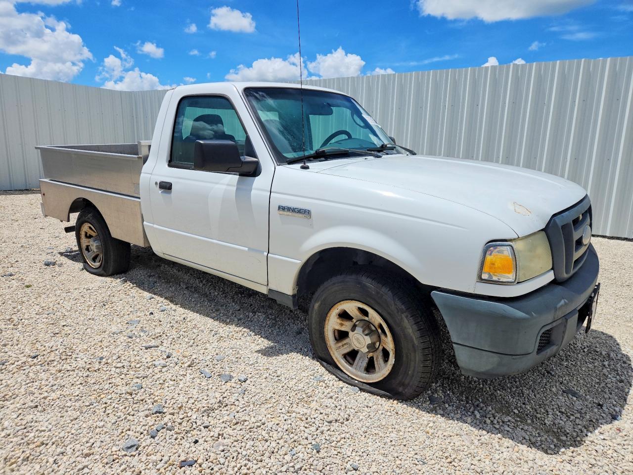 2007 Ford Ranger White vin: 1FTYR10D27PA83157