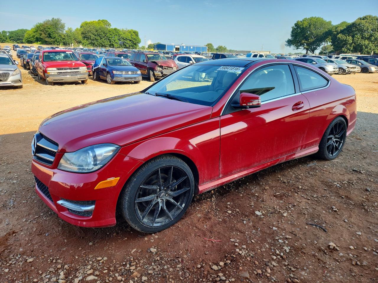 2015 Mercedes-benz C 250 Красный vin: WDDGJ4HB9FG363945