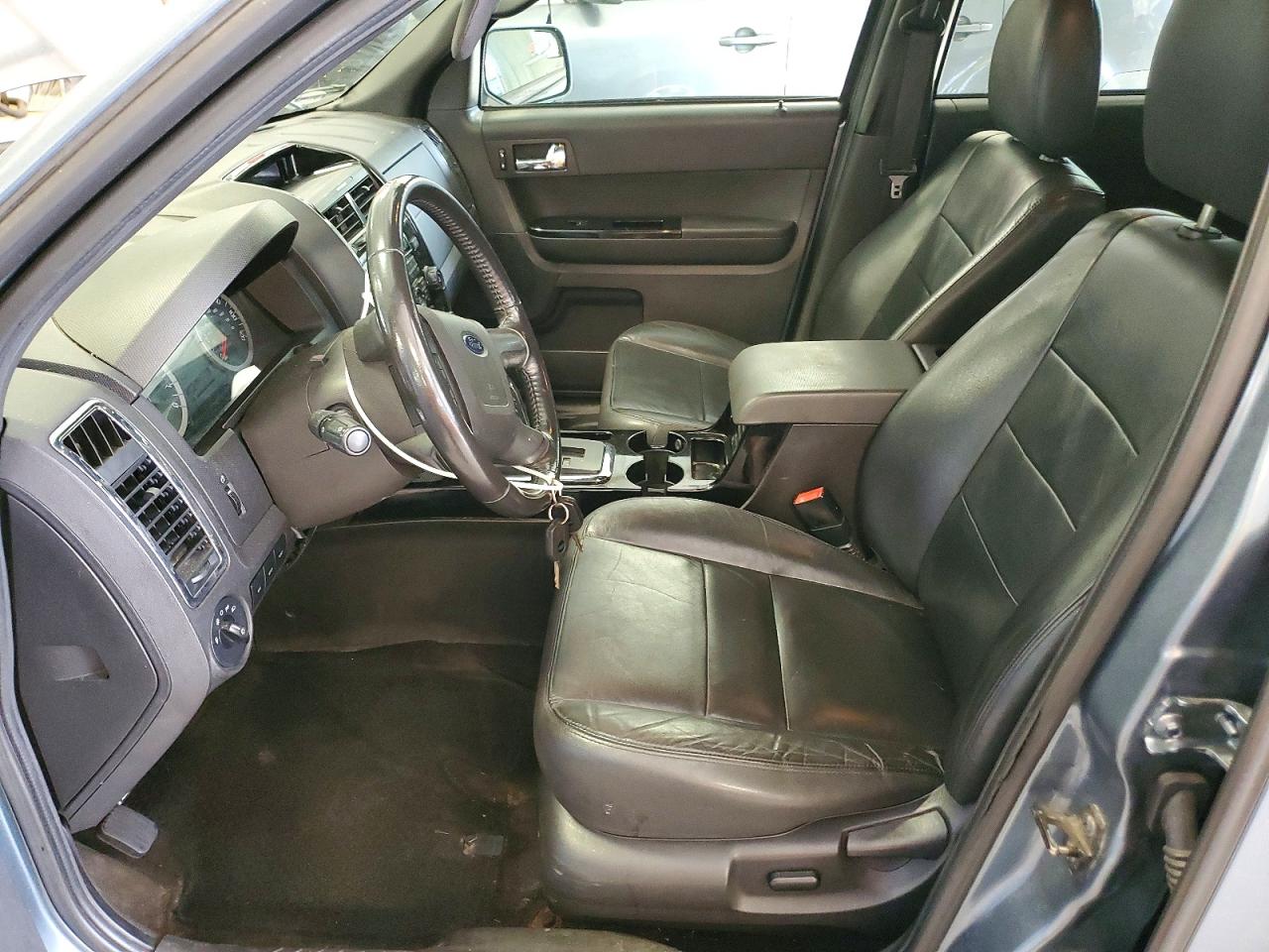 2010 Ford Escape Limited Blue vin: 1FMCU9EG1AKC76961