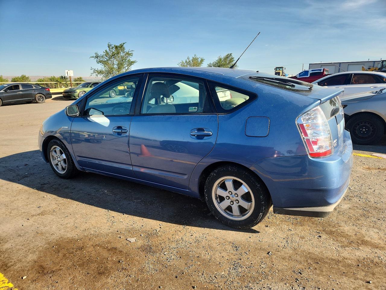 2007 Toyota Prius Base Blue vin: JTDKB20U777690123