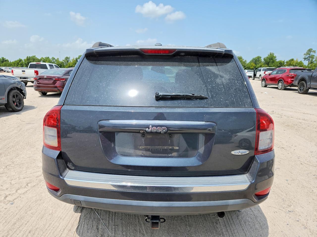 2014 Jeep Compass Latitude Gray vin: 1C4NJCEA1ED831187