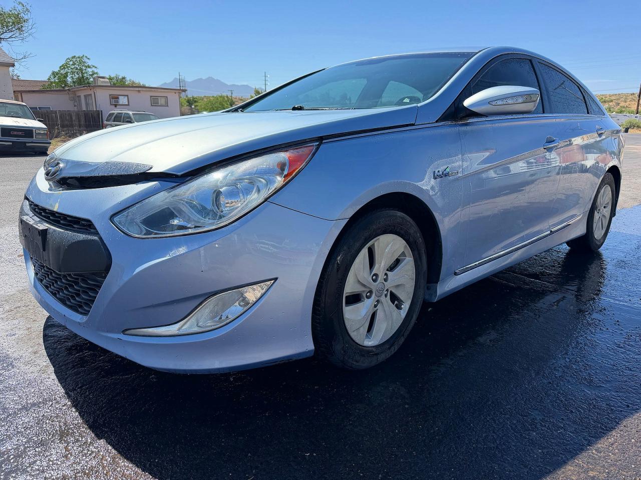 2015 Hyundai Sonata Hybrid Base Blue vin: KMHEC4A41FA121110