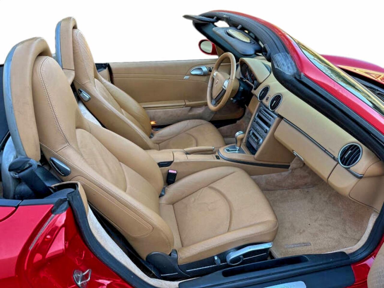 2006 Porsche Boxster Red vin: WP0CA29886U712353