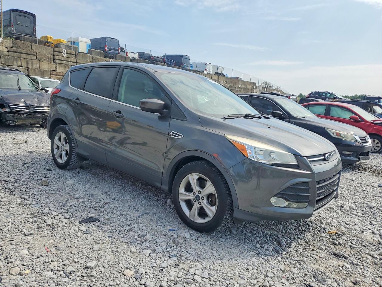 2015 Ford Escape Se Gray vin: 1FMCU9G97FUB82125