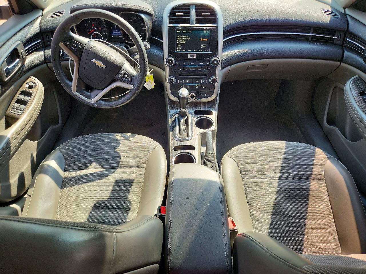 2015 Chevrolet Malibu 1lt White vin: 1G11C5SLXFF269248