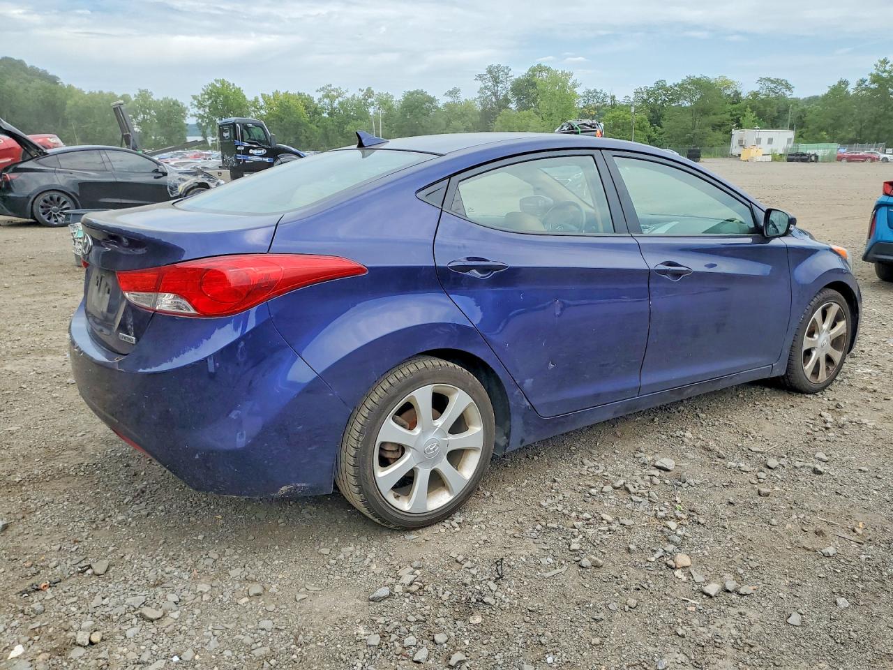 2013 Hyundai Elantra Limited Blue vin: 5NPDH4AE0DH326644