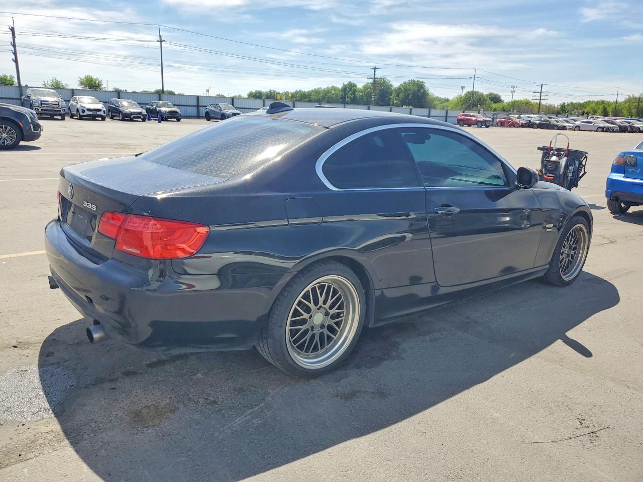 2011 Bmw 335 Xi Black vin: WBAKF9C55BE261582