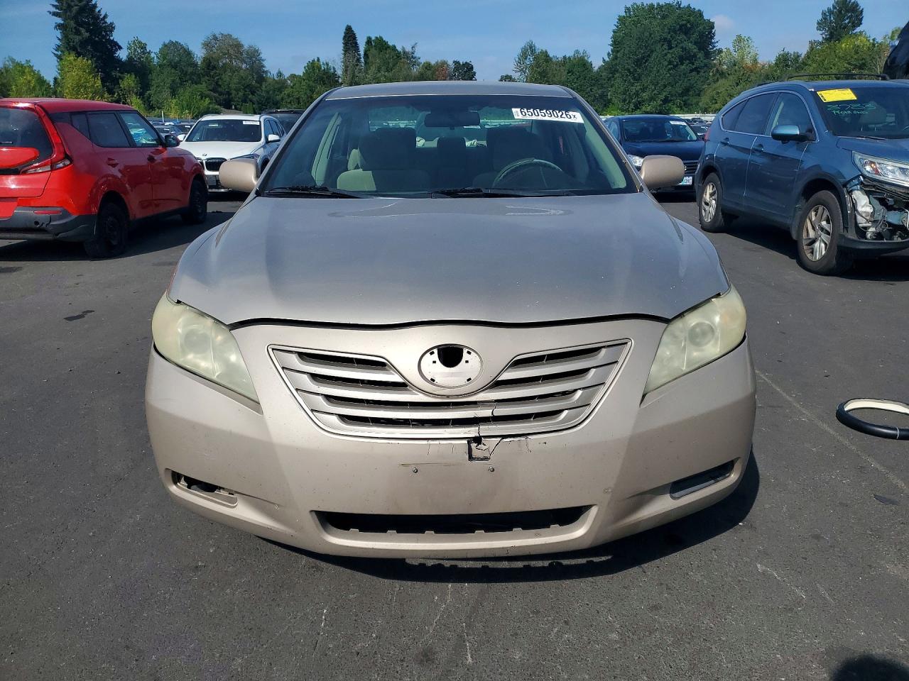 2007 Toyota Camry Le Gold vin: 4T1BE46K87U145036