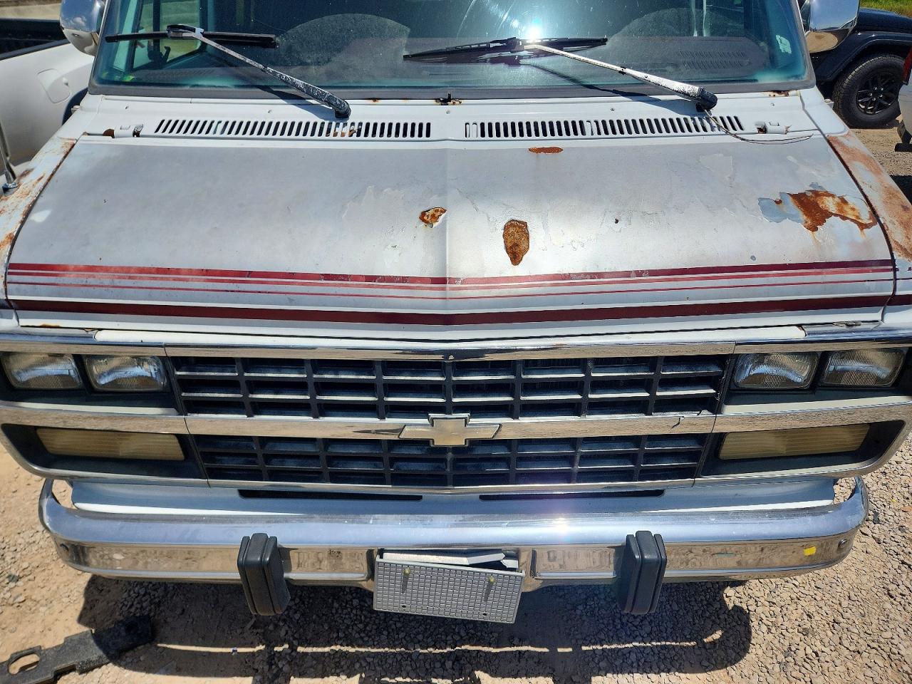 1995 Chevrolet G20 Белый vin: 1GBEG25K4SF114403