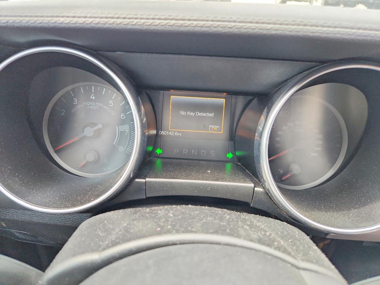 2022 Ford Mustang Black vin: 1FATP8UH7N5105397