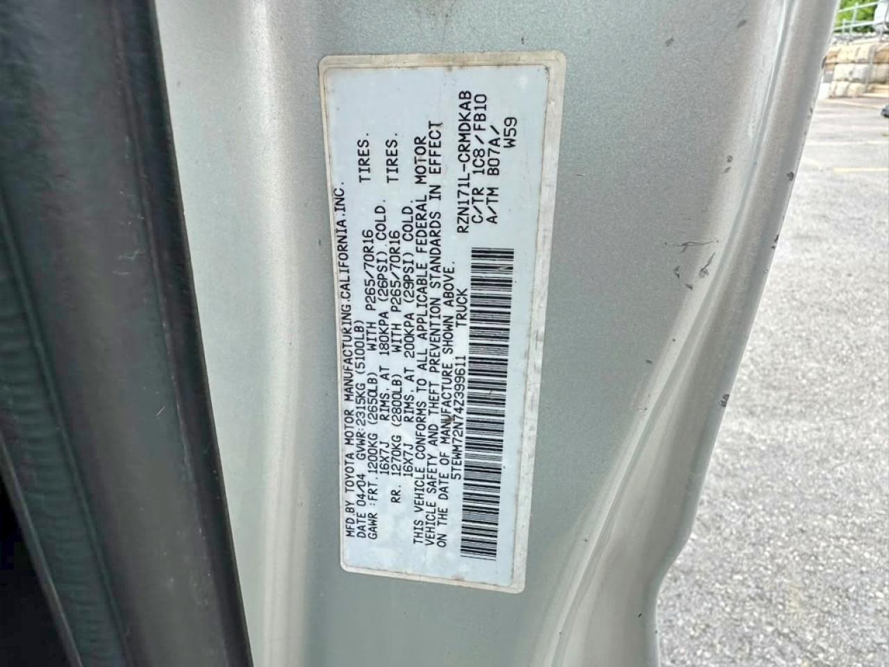 2004 Toyota Tacoma Xtracab Серебряный vin: 5TEWM72N74Z399611