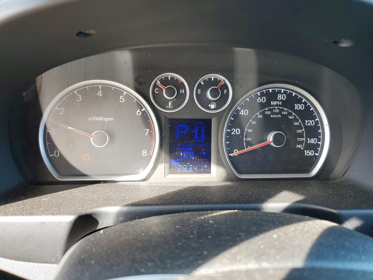 2011 Hyundai Elantra Touring Gls Silver vin: KMHDC8AE2BU121346
