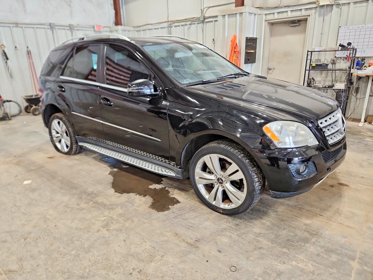 2011 Mercedes-benz Ml 350 4matic Black vin: 4JGBB8GB5BA717012