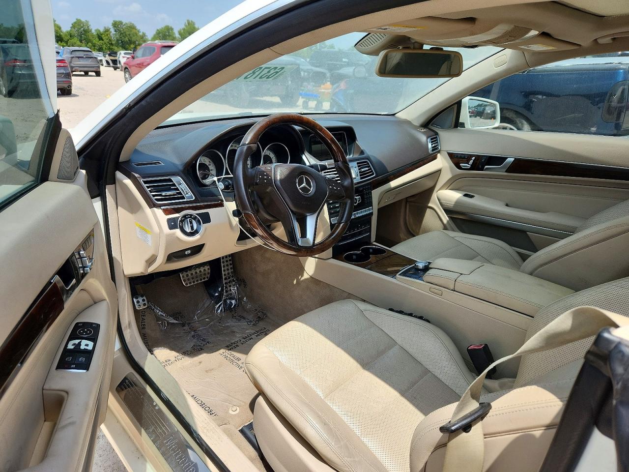 2014 Mercedes-benz E 350 White vin: WDDKJ5KB1EF230352