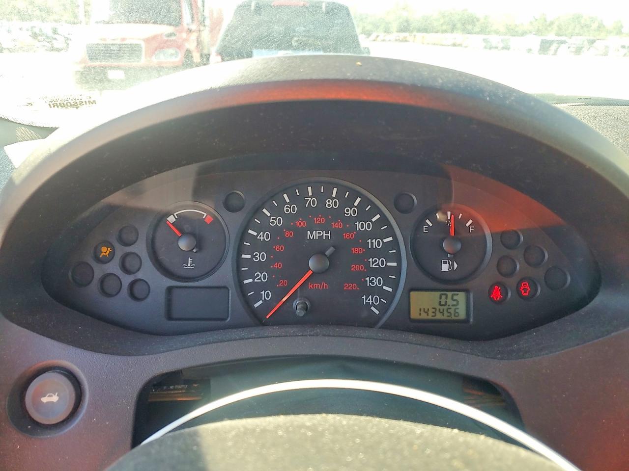 2007 Ford Focus Zx4 Серебряный vin: 1FAHP34NX7W174807