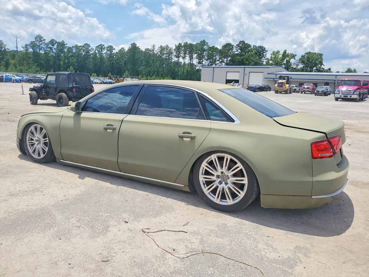 2011 Audi A8 L Quattro Green vin: WAURVAFD5BN012091