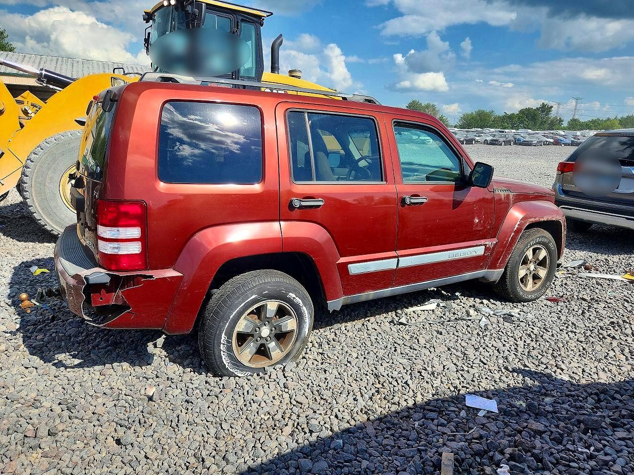 2008 Jeep Liberty Sport Red vin: 1J8GN28K28W152042