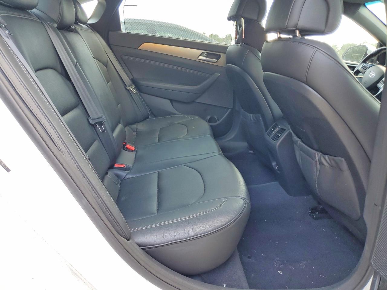 2015 Hyundai Sonata Limited 2.0t White vin: 5NPE34AB6FH163221