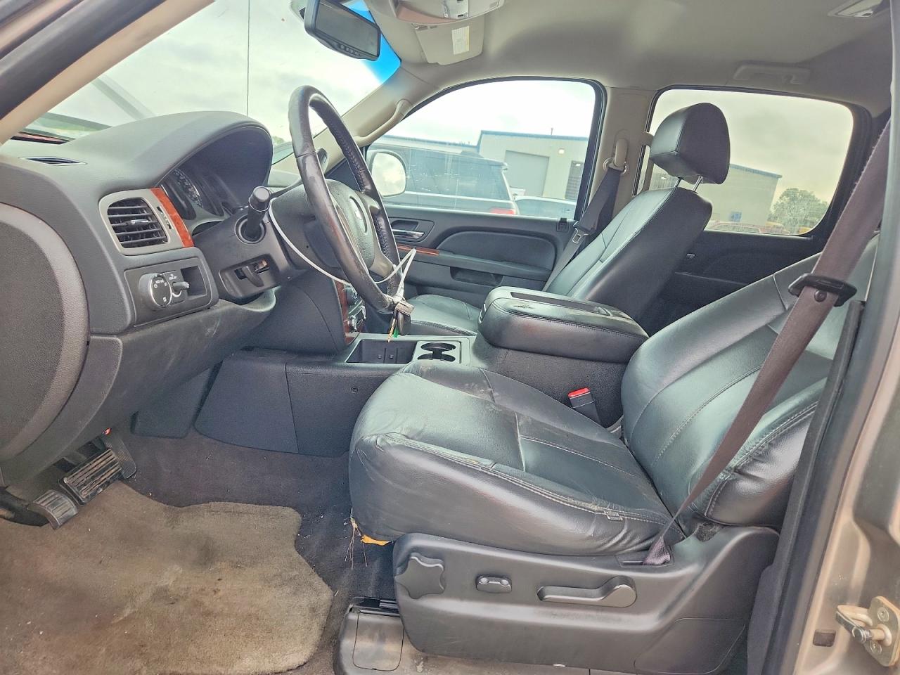 2012 Chevrolet Avalanche Ls Tan vin: 3GNMCEE00CG239022