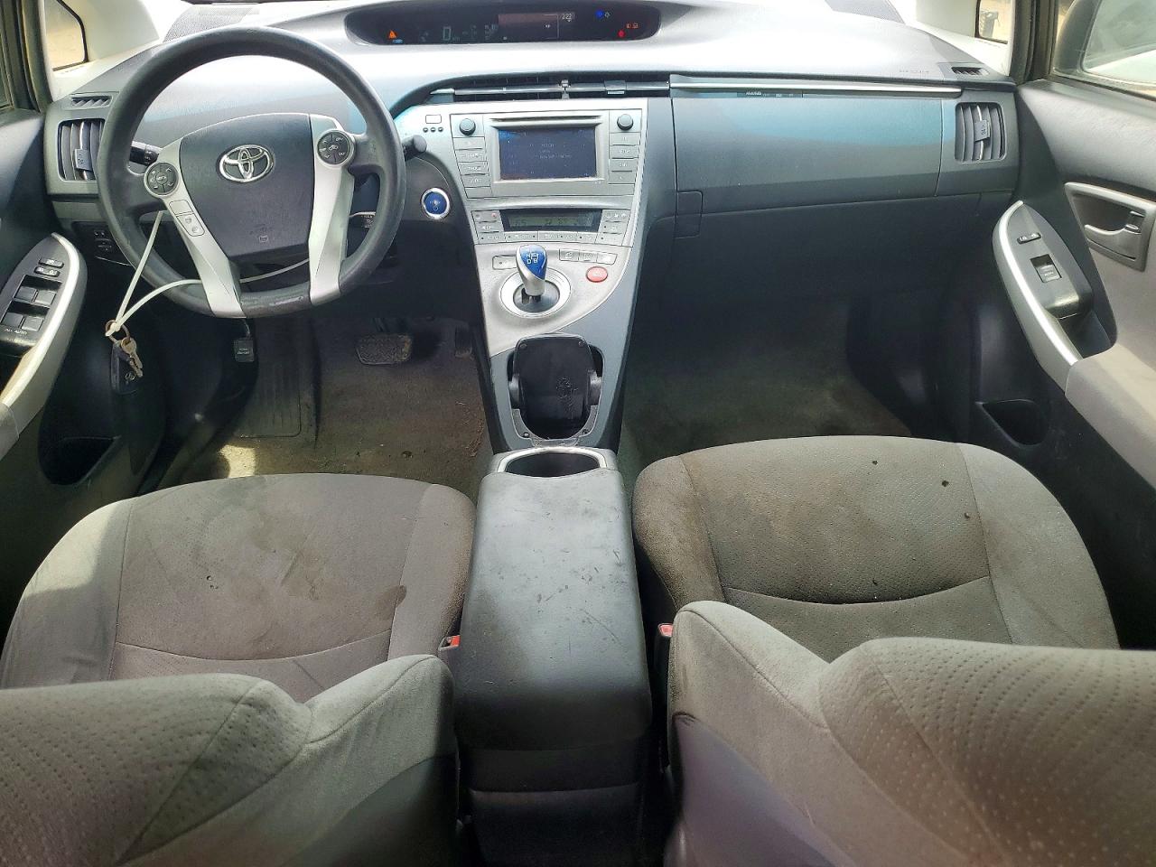 2015 Toyota Prius Two Silver vin: JTDKN3DU6F2001353