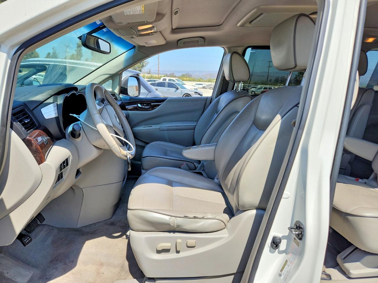 2014 Nissan Quest 3.5 Le White vin: JN8AE2KPXE9105180