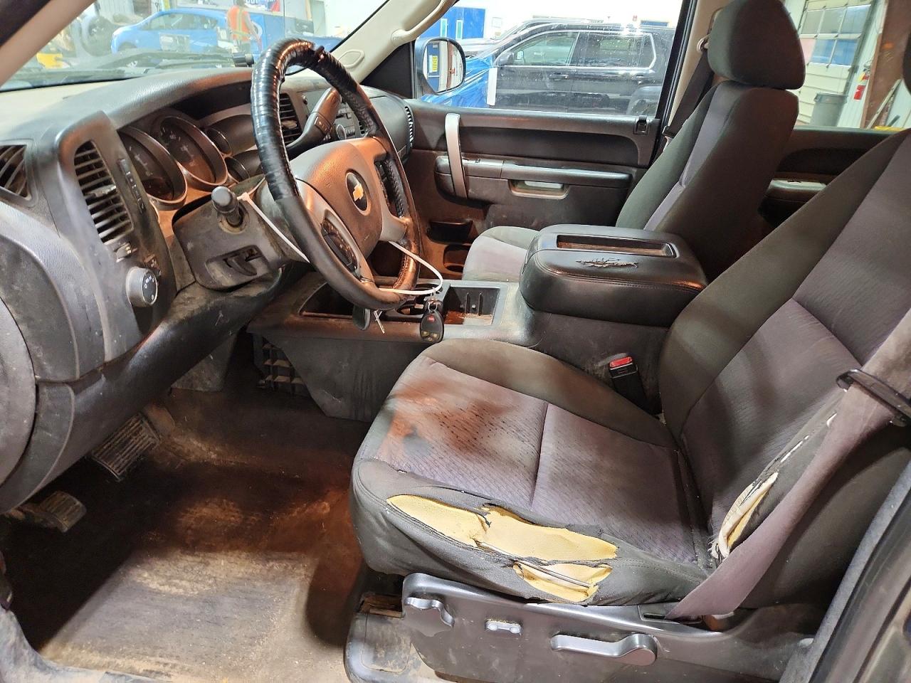 2011 Chevrolet Silverado K1500 Lt Gray vin: 3GCPKSE38BG228284