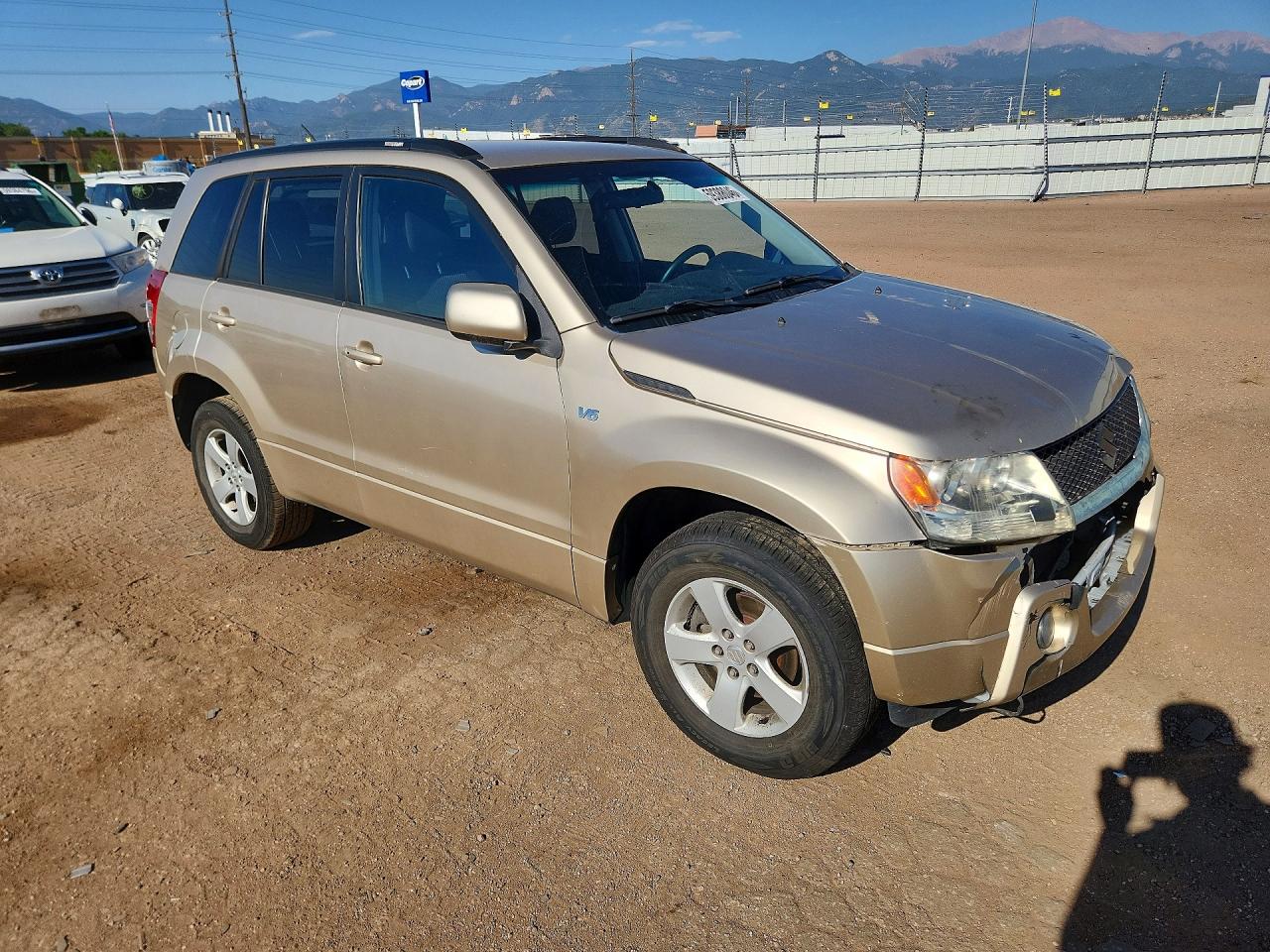 2006 Suzuki Grand Vitara Xsport Gold vin: JS3TD944064102324