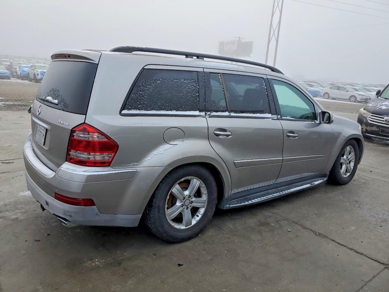 2008 Mercedes-benz Gl 450 4matic Бежевый vin: 4JGBF71E98A363098