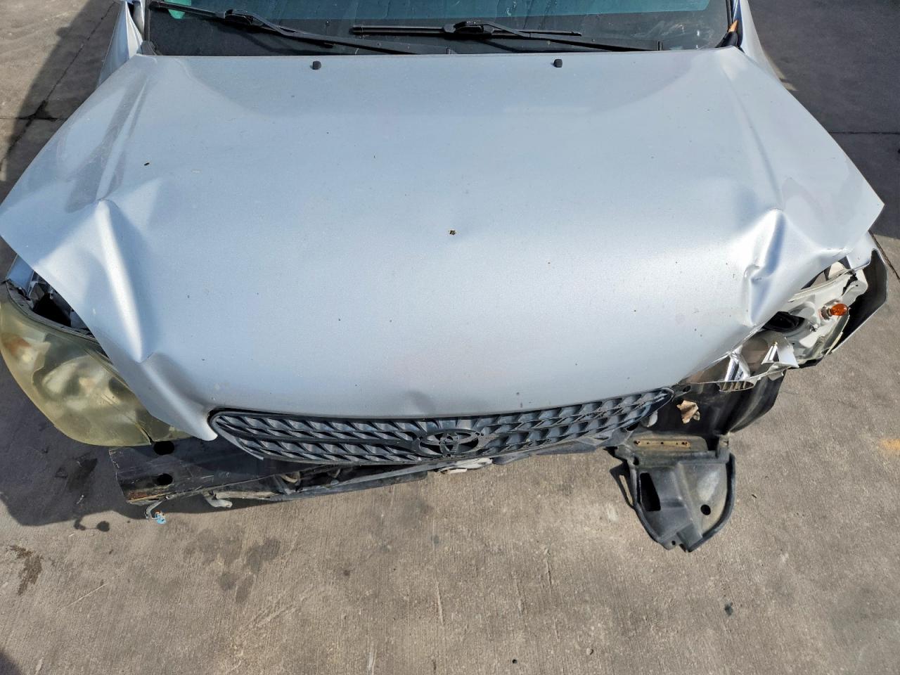 2006 Toyota Matrix Xr Серебряный vin: 2T1KR32E96C593056
